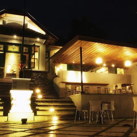 Tetirah Boutique Hotel Салатига Экстерьер фото
