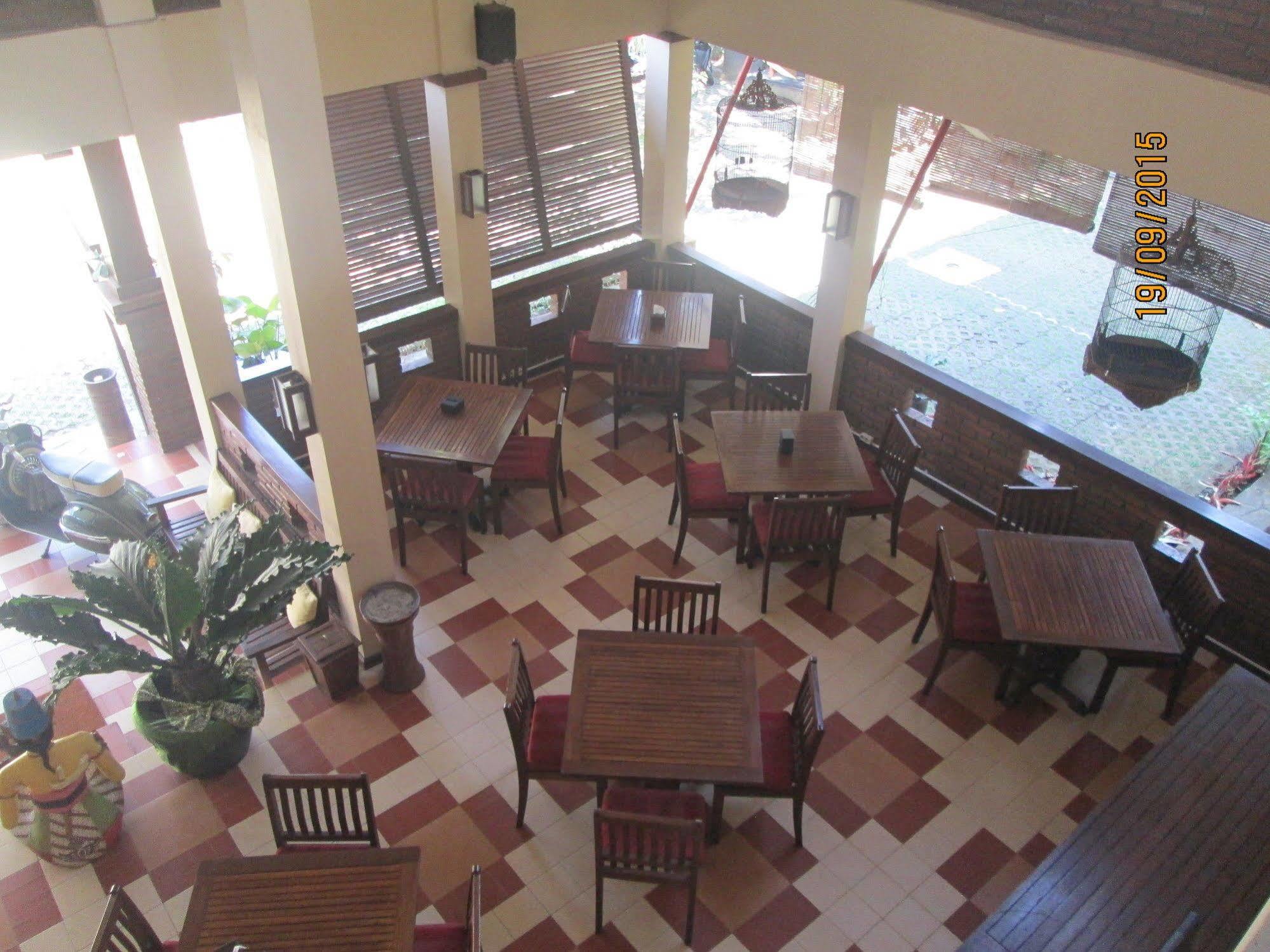Tetirah Boutique Hotel Салатига Экстерьер фото